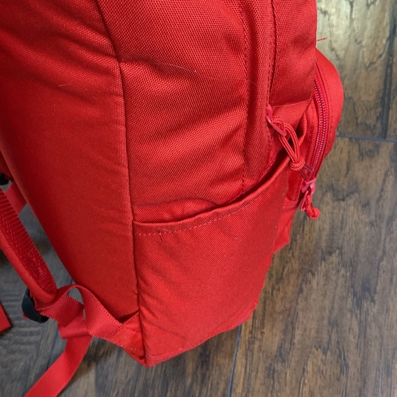 CONVERSE BACKPACK 🎒 BRAND 🔥 NEW - Picture 4 of 7